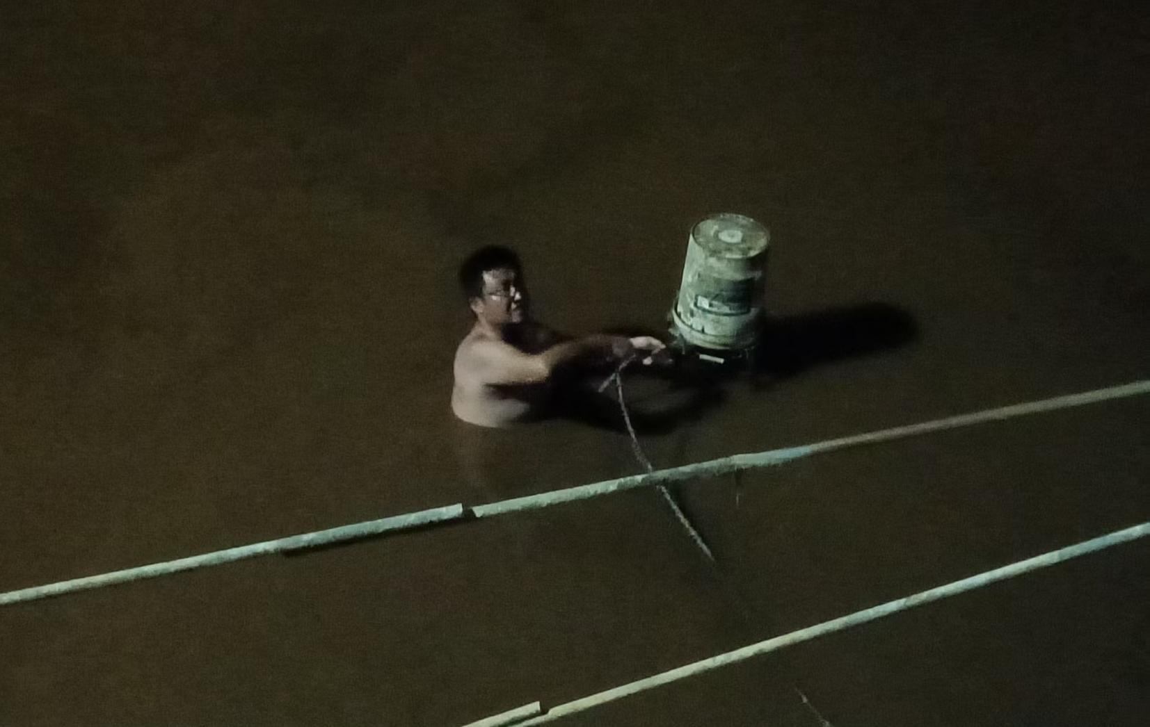 1753935725172.jpg 孟凡昌搶救泥漿泵電機.jpg